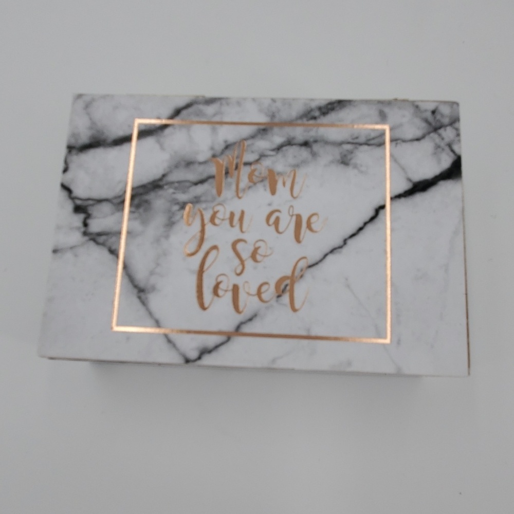 🆕️ Mom You Are So Loved Wish Box